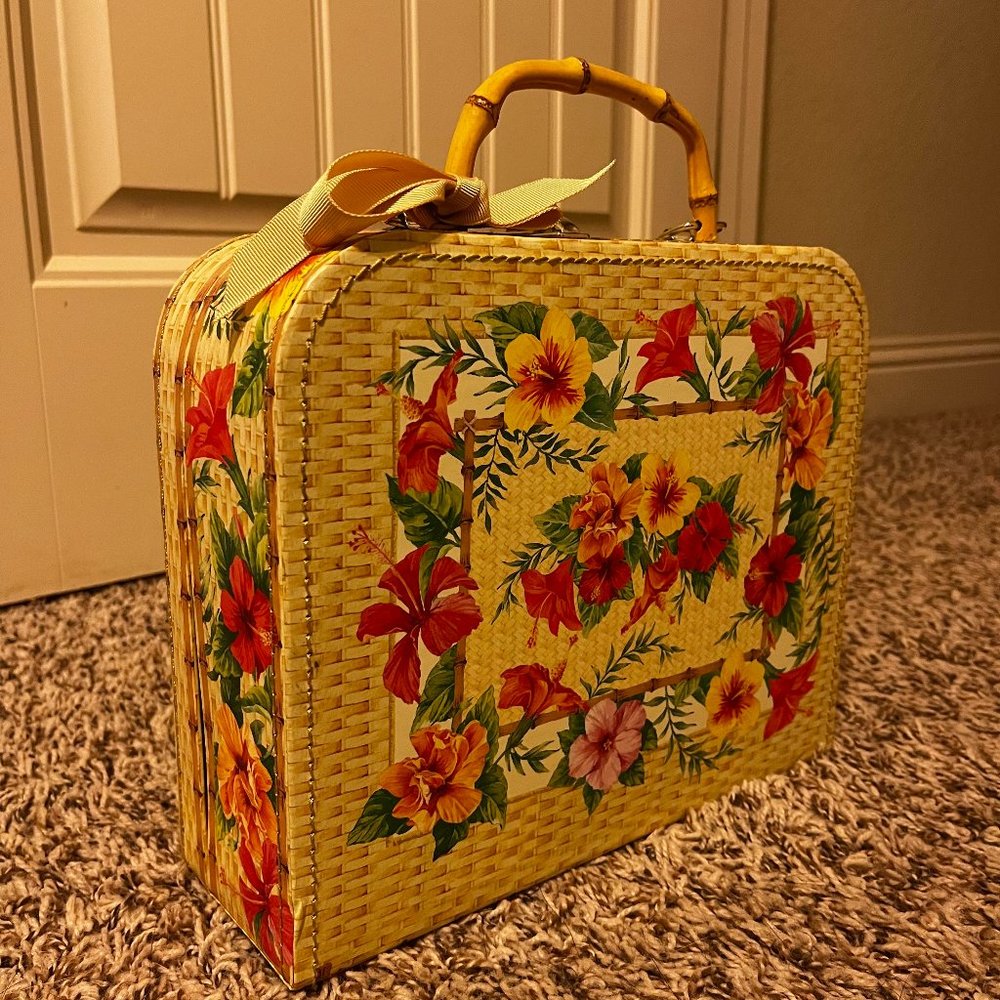 Vintage Lady Jayne LTD 2003 Flowers Suitcase with Bamboo Handle